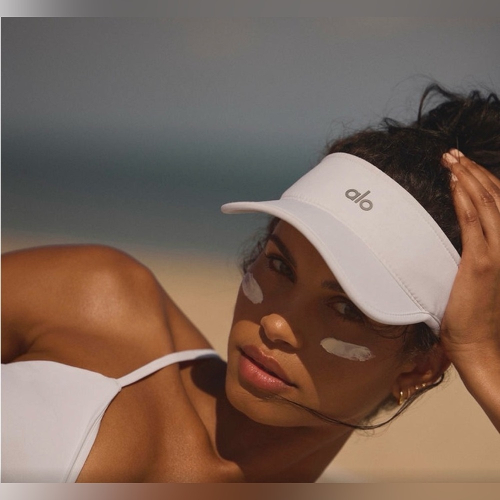 Alo White Performance Eclipse Visor